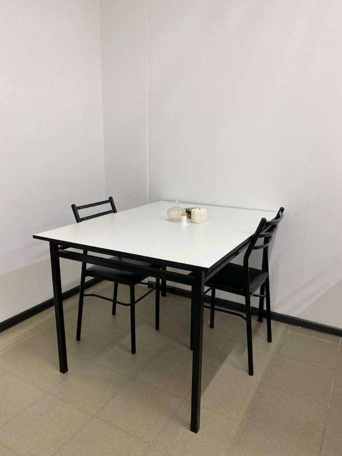 Karakol-Guest Bed & Breakfast Ngoại thất bức ảnh