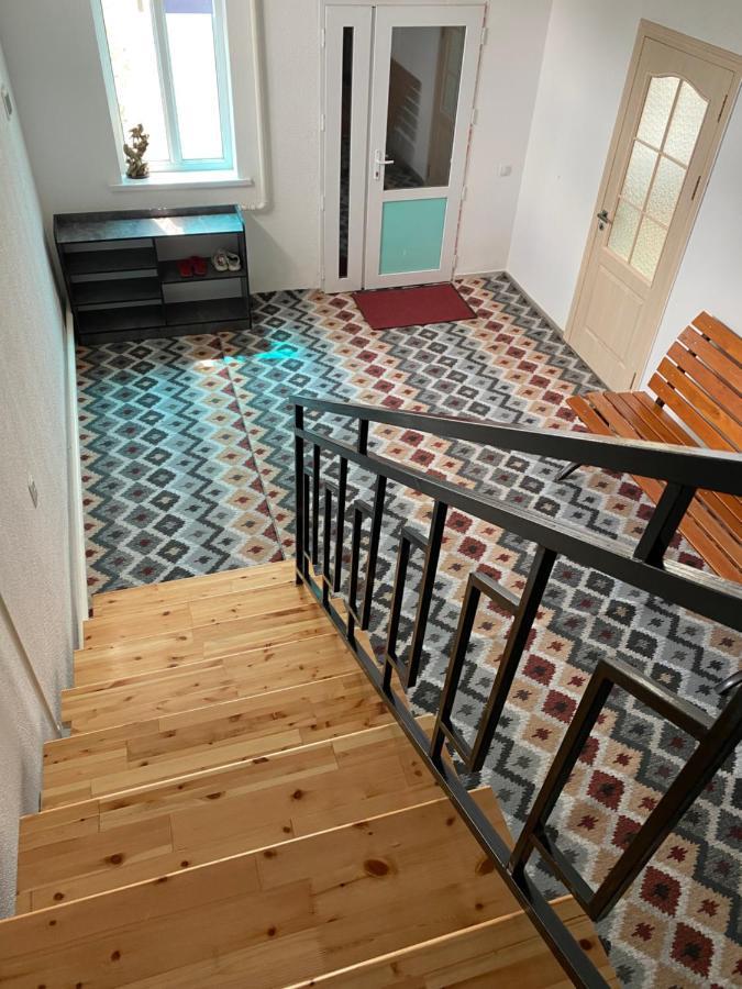 Karakol-Guest Bed & Breakfast Ngoại thất bức ảnh